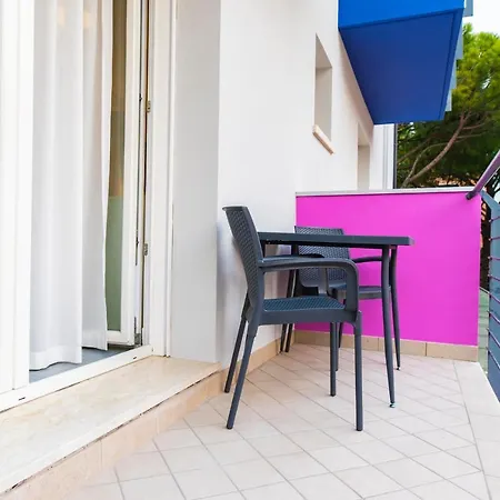 Burano Aparthotel *