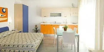 Burano Aparthotel *